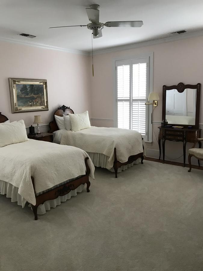Springwood Inn Anniston Quarto foto